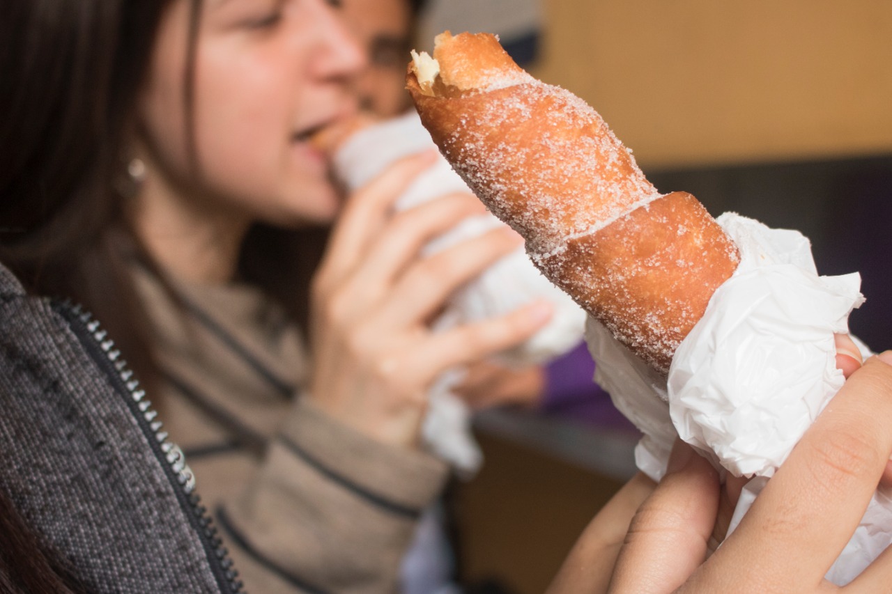 Tradición & Sabor: Caminata por la Ciudad con Degustación de Comida